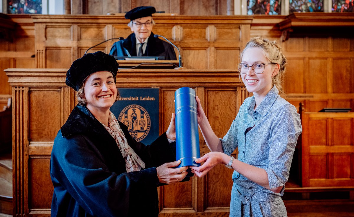 janine_melsen's tweet photo. Finally in my pocket! Dr. Melsen🎉 https://t.co/FaP7mD0pl5