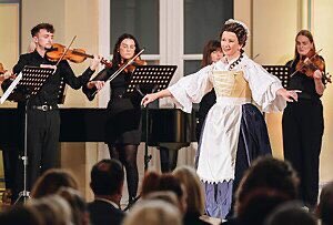 DANCING WELL, DANCING LONGER 
Explore dances from the Renaissance &amp; Baroque periods with a focus on the development  &amp; application of technical skills &amp; safe dance practice.  
Course Director Kath Waters
at Benslow Music Herts
Fri 3rd – Sun 5th Feb Tickets webcollect.org.uk/hds/event/danc…