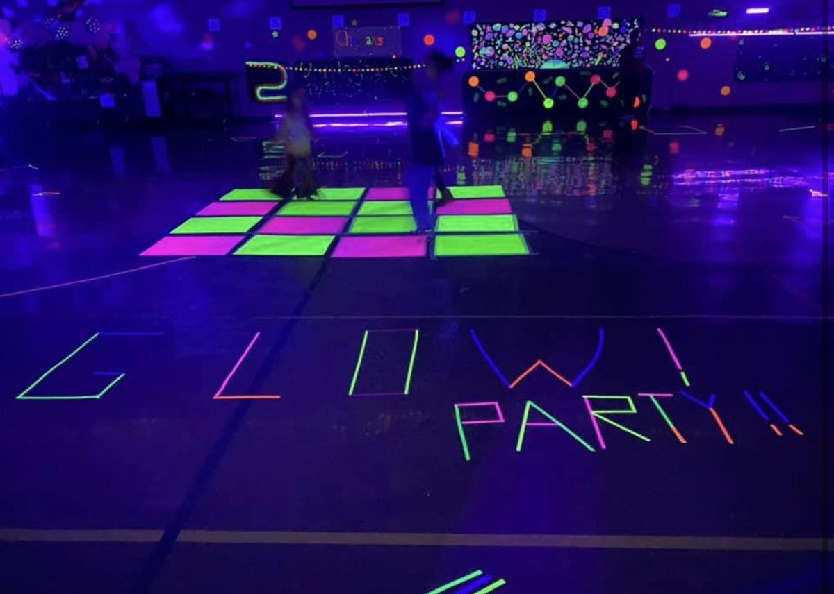 MrsMATHMaddox's tweet photo. Today’s glow party was a hit! Thank you to the PTA for organizing this event to celebrate our successful Disney Raffle fundraiser. #WEareLakota @cheetahstweet @FugateDave @dcollinsela https://t.co/a4WpF5gNUl