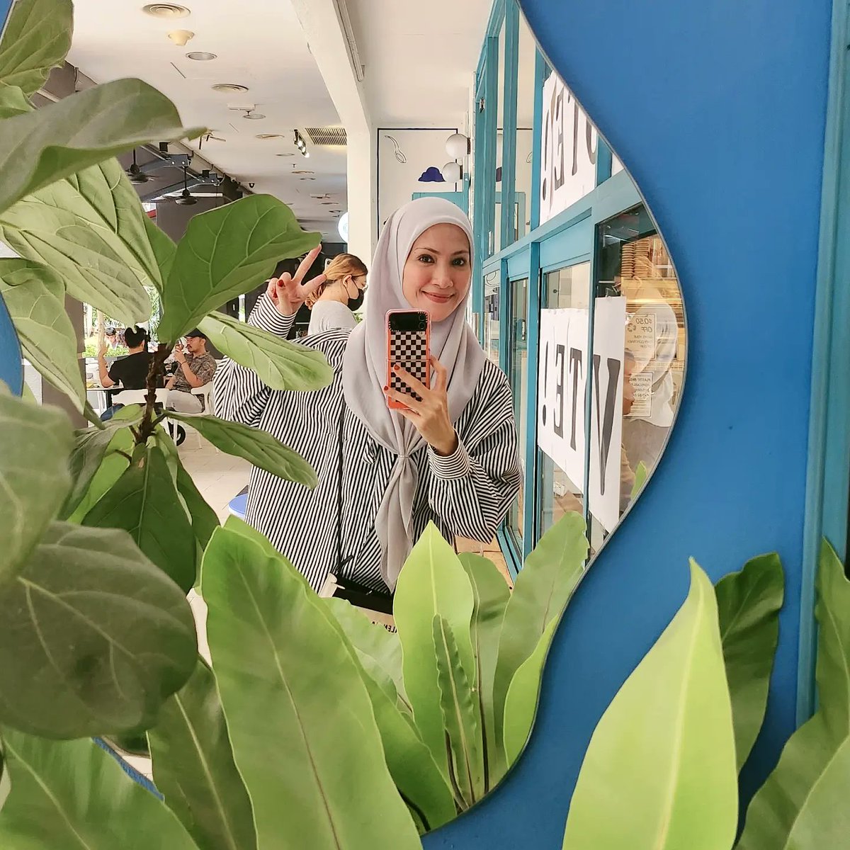 Undi dengan menggunakan akal bukan dengan perasaan 🤲🏼🤍 
#PRU15 #Sherryibrahim