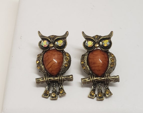 LauraCharbonnea's tweet photo. Unique Brown Marble & https://t.co/3l4q7gmNA5 via @EtsySocial #jewelry #fashion #goldstatement #giftsforher https://t.co/1Kemy1vhGF