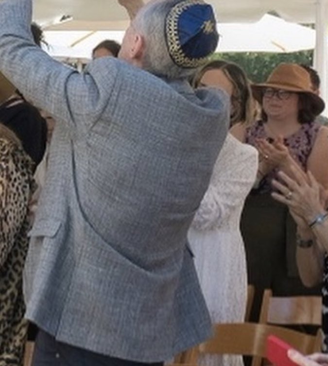 PAULSONLEG4CY's tweet photo. I SEE YOU SARAH PAULSON👀 https://t.co/ArVQ3iEe6J