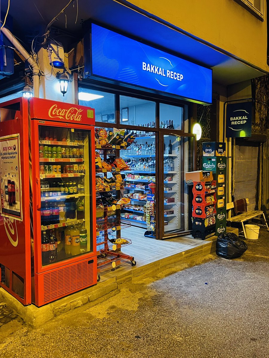 ALKOL İÇTİKTEN SONRA ESKİ SEVGİLİYE ATILAN MESAJDAN MÜESSESESİMİZ SORUMLU DEĞİLDİR…