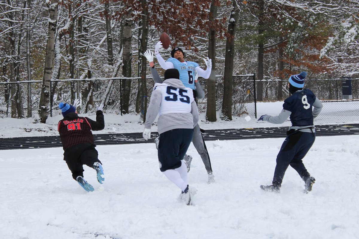 We play ball in the snow… @buffalobills #rolltimbys🐺