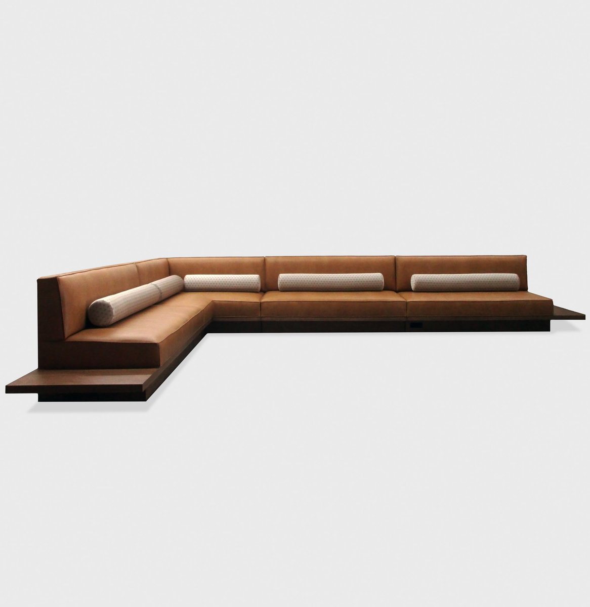 JamieStern_'s tweet photo. New leather furniture, fabrics and rug collections from Jamie Stern are featured in @InteriorDesign’s Fall Market Tabloid 2022!

Page 30 - Jordan Banquette in custom leather

#jamiesterndesign #interiordesignmag #interiordesign #leatherfurniture https://t.co/WeuWGisHxI