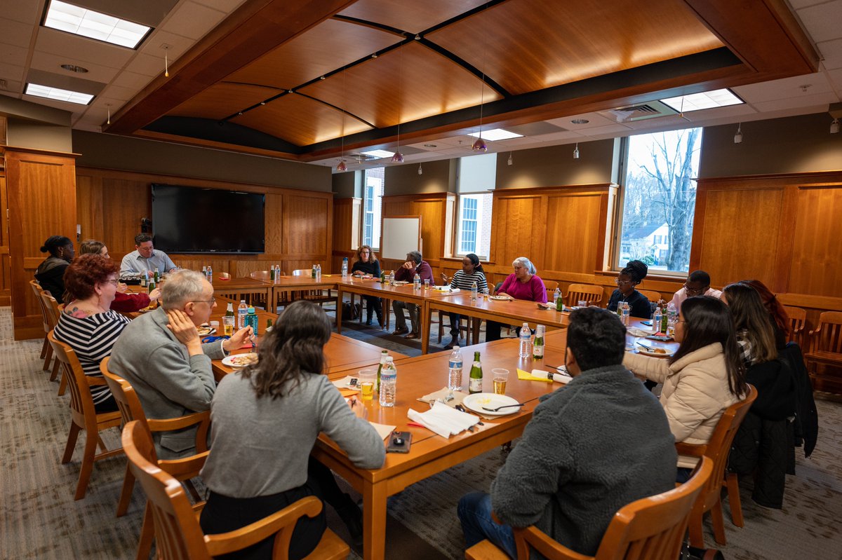 UNHLaw's tweet photo. Our international students joined some of our faculty and staff for a Thanksgiving celebration, including a traditional meal and everyone saying what they are grateful for. #internationaleducationweek #studyllm #llm #thanksgiving https://t.co/nveTJ8sMkj