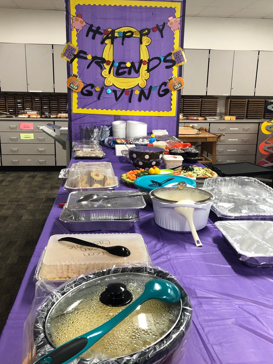 BFisram's tweet photo. Friendsgiving @CFISDHolmsley https://t.co/e9b0BRbWf7