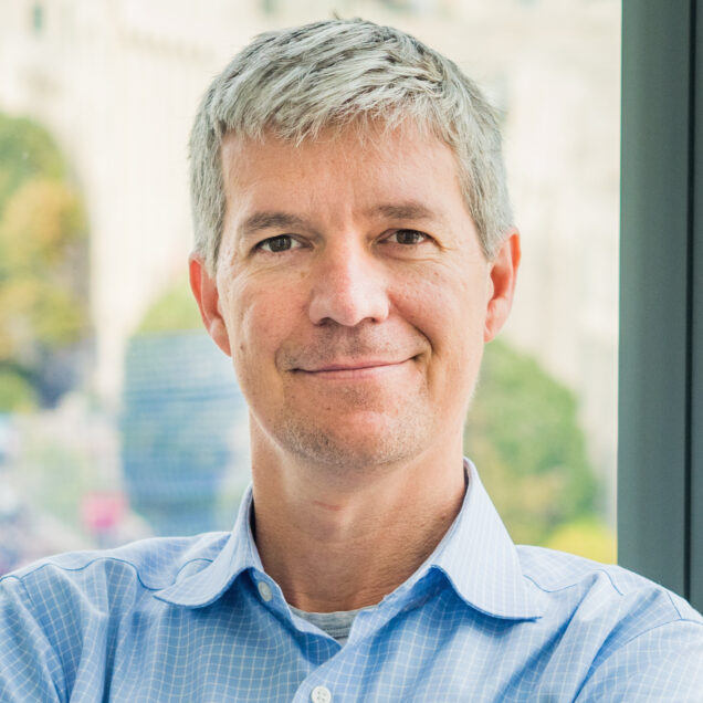 BUProvost's tweet image. Join us in congratulating @BostonU_BME's @BoasDavid and @BUCompSci's @RanCanetti1, who've just been named, respectively, to two of @BU_Tweets's most prestigious named professorships, the Arthur G.B. Metcalf Chair and the Wang Professorship! 👏🏽👨🏽🔬🔬 💻
➡️bu.edu/provost/2022/1…