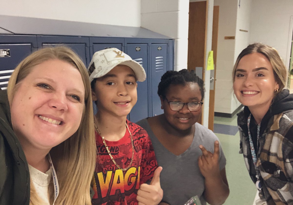 Lauren Wiegand tweet media