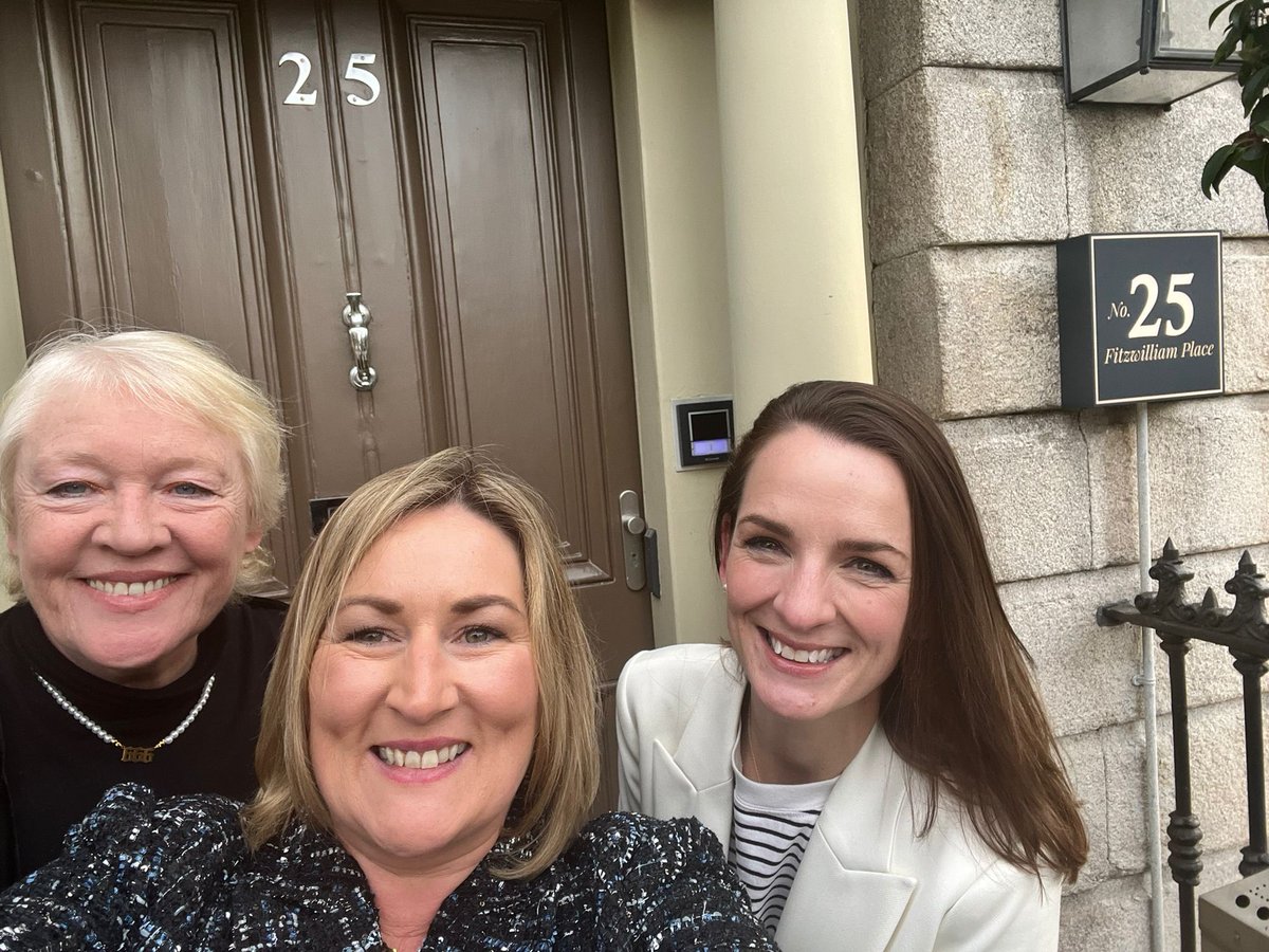 Mary McKenna (@mmarymckenna) on Twitter photo Yesterday <a href="/ClareMcGee80/">Clare McGee</a> <a href="/marycarty/">Mary Carty FRSA</a> & I had a delightful lunch in <a href="/SueseyStreet/">Suesey Street</a> in #Dublin with the positively effervescent <a href="/clarekava/">Clare Kelly</a> of the <a href="/GlandoreNetwork/">Glandore</a> … great to see you Clare & thanks for the tour of gorgeous <a href="/25FitzwilliamPl/">25 Fitzwilliam Place</a> (<a href="/nborthistle/">Nial Borthistle 🇪🇺 🇺🇦</a>) #allsmiles Yesterday <a href="/ClareMcGee80/">Clare McGee</a> <a href="/marycarty/">Mary Carty FRSA</a> & I had a delightful lunch in <a href="/SueseyStreet/">Suesey Street</a> in #Dublin with the positively effervescent <a href="/clarekava/">Clare Kelly</a> of the <a href="/GlandoreNetwork/">Glandore</a> … great to see you Clare & thanks for the tour of gorgeous <a href="/25FitzwilliamPl/">25 Fitzwilliam Place</a> (<a href="/nborthistle/">Nial Borthistle 🇪🇺 🇺🇦</a>) #allsmiles