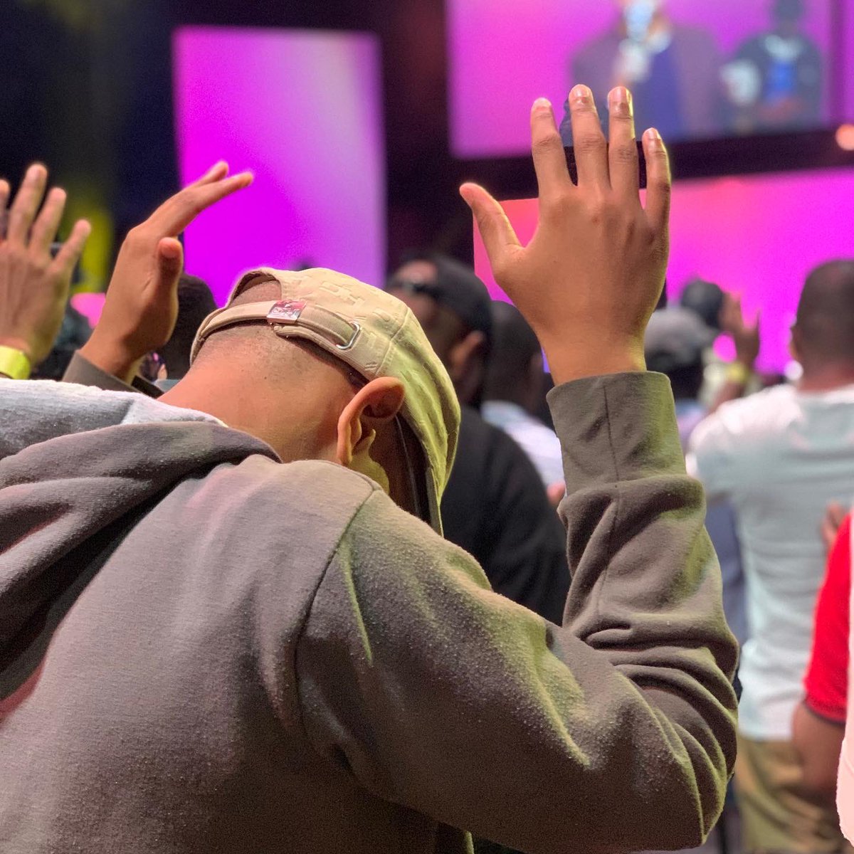 audas_vanschoor's tweet photo. What an incredible opening night at #MensEncounter ๐๐ฝ
.
.Our lives is forever change and transform for the purpose of God.
.
Thanks Ps @bertpretorius for leading the #G12Vision ๐ซถ๐พ
.
You definitely miss out on a great Day 1 .
.
.
#3CMen #MensEncounter #RealMenDoEncounter https://t.co/ZXRvIA62cw