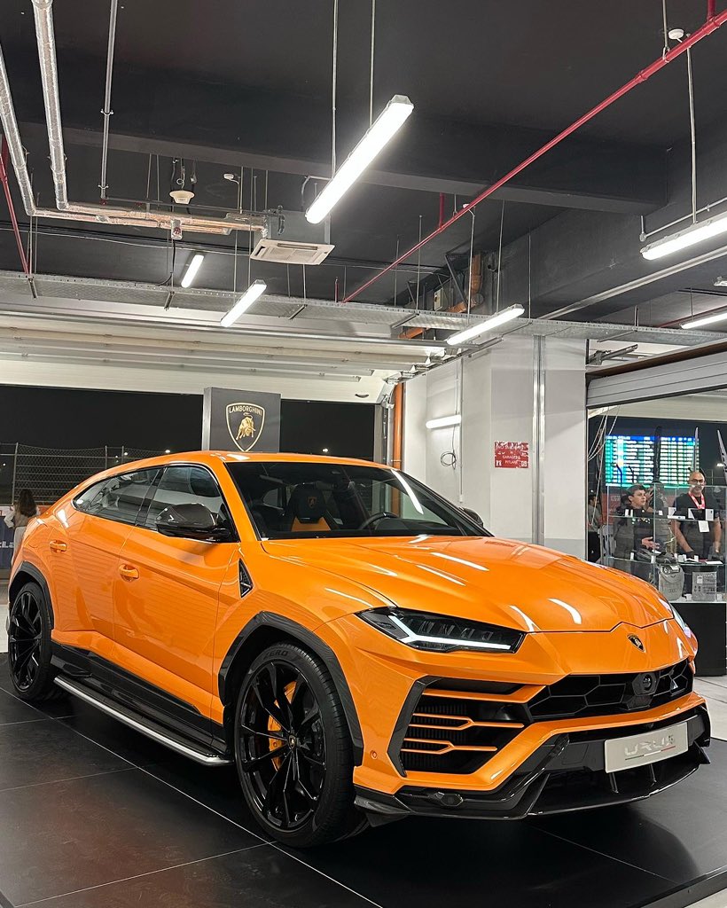 LamborghiniQ8's tweet photo. إكتشفوا
#LamborghiniUrus
في فعّالية @GulfRun
الموقع: @KMTKW
التاريخ: 18 و19 نوفمبر 2022.
Discover the #Lamborghini #Urus at @GulfRun
Location: @KMTKW
Dates: 18th and 19th of November 2022.
#Kuwait #LamborghiniKuwait #UnlockAnyRoad #GulfRun #KuwaitMotorTown https://t.co/KLWDYvL3iH