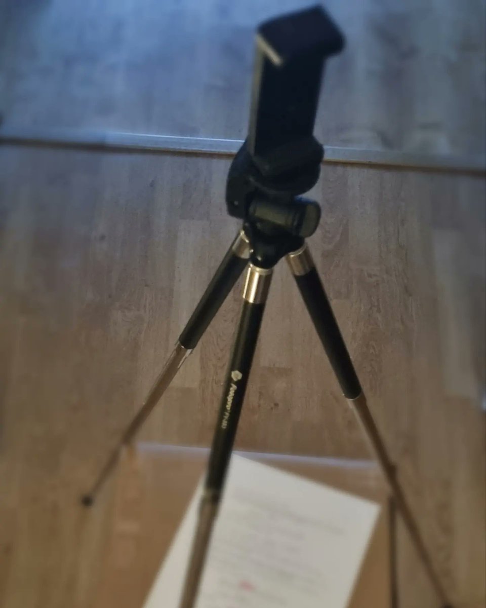 Karen_acts's tweet photo. Back at it. Always grateful. xx
#selftape #editing #actorstoolkit https://t.co/QhPczlNIdu