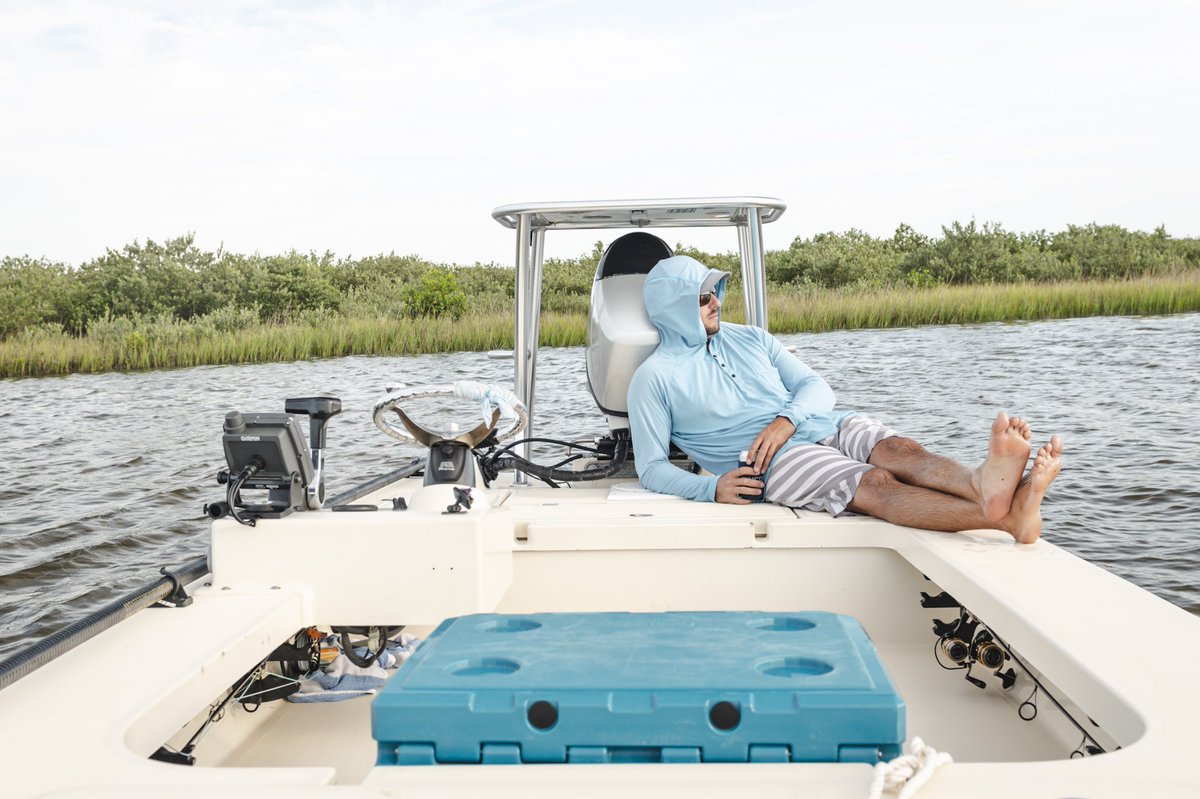 Happy Friday. Make it a good one.
.
.
.
#campzerocoolers #campzero #campzeroproducts #ruggedlycool  #outdoors #cooler #getoutdoors #camping #fishing #boating #hiking #kayaking #rafting #hunting #adventure #outdoorliving #weekend #fridaymood #nature #travel #picoftheday #follow