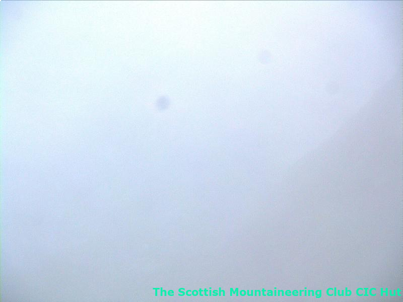 cicwebcam's tweet photo. #cichut #northface #bennevis #mountaineering Current weather. 3.22C, humidity 97.8%, recent gust 4mph, direction N https://t.co/LzuxUwa2Ij