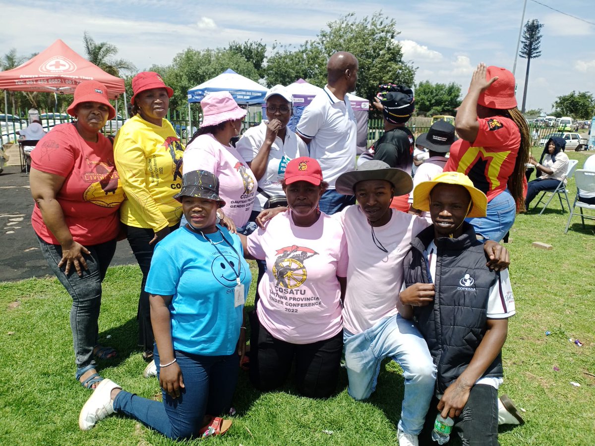 _cosatu's tweet photo. #COSATU Gauteng Provincial Gender Structure had a successful build-up program of #WorldAIDS with a dedicated focus on raising awareness in informal settlements, taxi ranks, Malls and workplaces #Test4HIV @CsfSanac
@HealthZA @_cosatu @GautengHealth @SA_AIDSCOUNCIL @IOL https://t.co/gS0gHDrplD