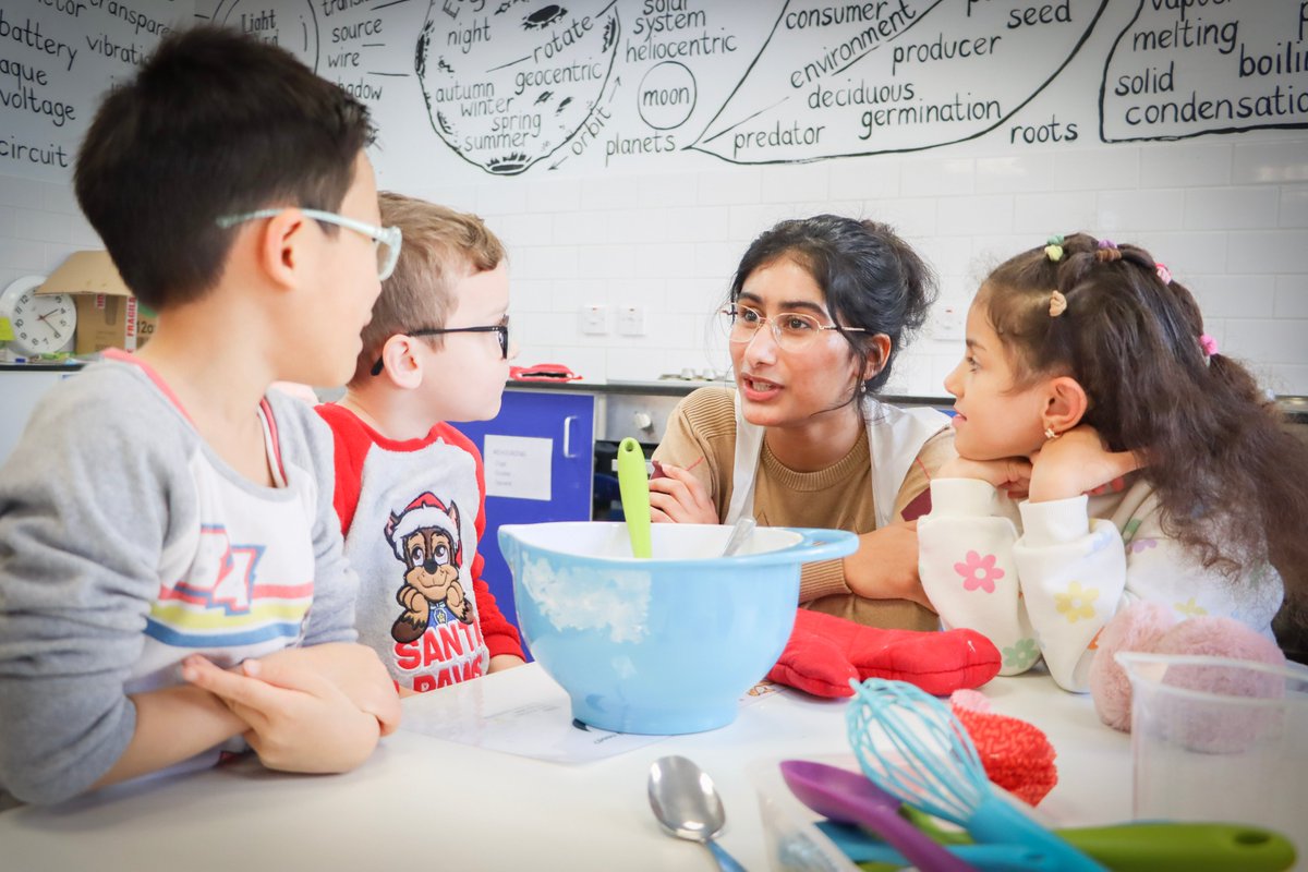 PGS1732's tweet photo. Year 13 have had a great time making cakes and playing 'bear pong' for #ChildrenInNeed2022 with pupils at
@StBeneficial
today, showing #powerofpartnerships and how pupils of all ages can benefit.
@HMC_Org
#pgscommunity #schoolstogether https://t.co/0c2eVu3uUj