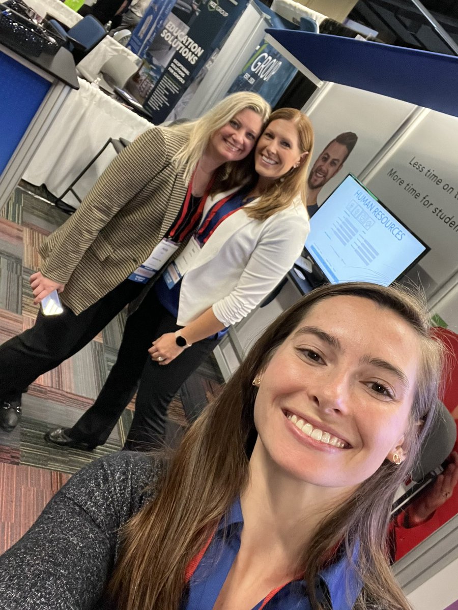 LexiB_Skyward's tweet photo. Coming to you from the @Skyward_Inc booth at #ILjac22! 😃

Stop by to see @Cup_Of_K12_Joe, @JenL_Skyward, @Hollyl_skyward, Brad, and Tom —we have Twinkies! https://t.co/9Kj6HjcQG0