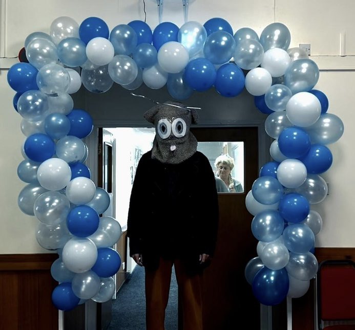MakeMeFilms's tweet photo. Join us inside the frozen hell of children’s parties and American cultural imperialism. We made a short film with a micro budget &amp; the kindness of people. 
Let Her Go can be viewed now! 
https://t.co/KCSLKyz8ni ) 
#Lethergoshort https://t.co/gj3ryjxUnV