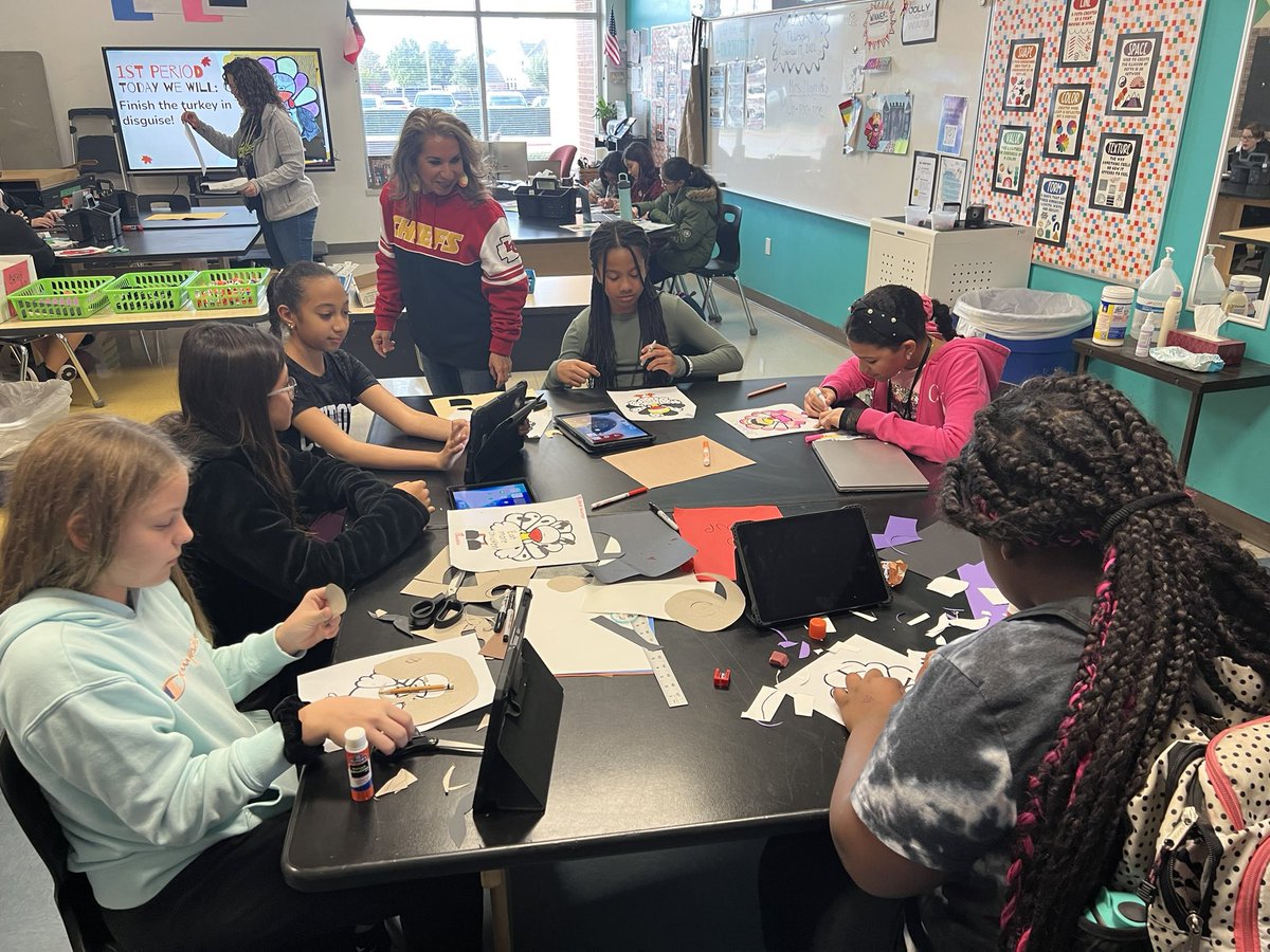 DrGuerrero17's tweet photo. the Friday before break, but our students and teachers are working hard and building connections! @KellerISD @TimberviewMS #SoarTogether #OneTimberview https://t.co/3oGCv8IeAw