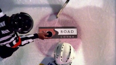 Hockey Helps the homeless faces off against homelessness this year by supporting Willow Place, RAY (Resource Assistance for Youth), and Red Road Lodge. Join us December 16th!