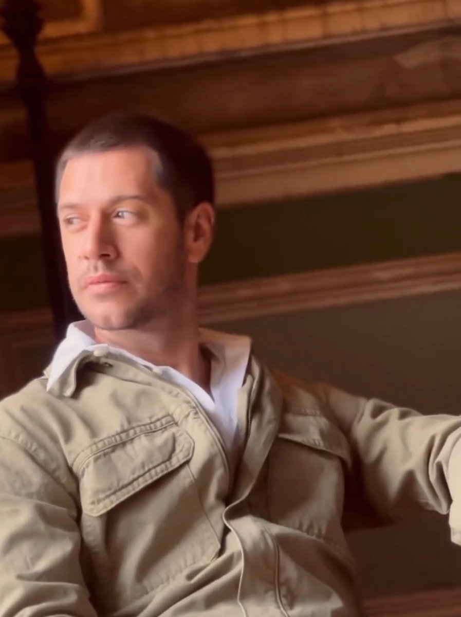 Teresafcarvalho's tweet image. Um grande gostoso 🤍
#brunardo