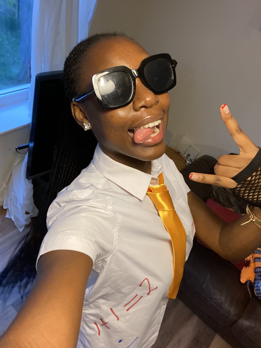 MissWonzeri_x's tweet image. Had soo much FUN today @NuneatonStNics relaunching TT rockstars ! 🤘🏾m4ths lov3➕ r0ck and 9oll 🎸
#MathsWeekEngland #mathsweek2022 #ttrockstars