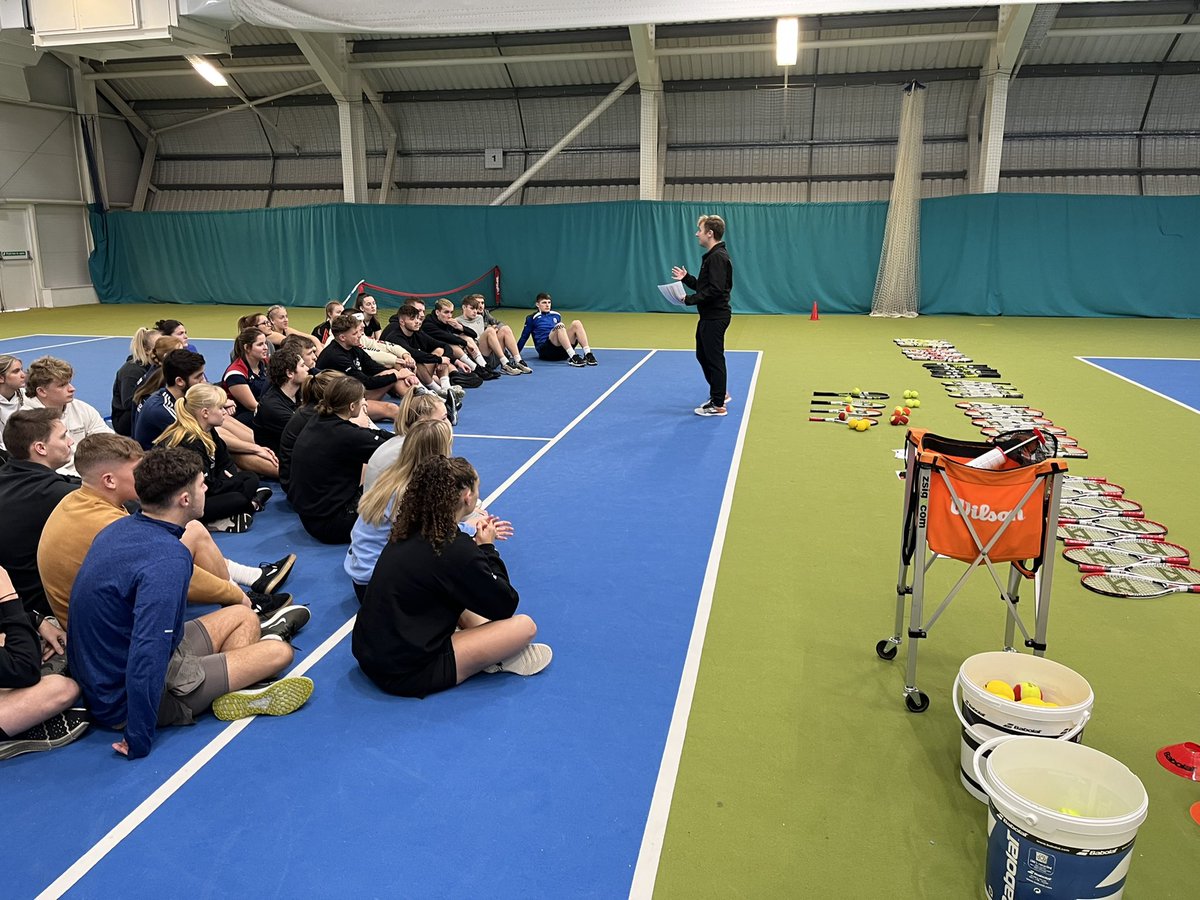 Nathan Walker tweet media