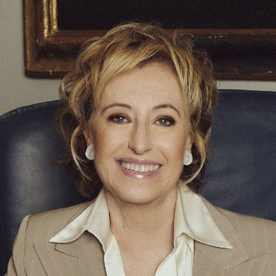 OttoemezzoTW's tweet photo. Gli ospiti di questa sera di #ottoemezzo sono la candidata alla presidenza della Regione Lombardia @letiziamoratti, il direttore de @LaStampa @MassimGiannini e @a_g_giuli di @Libero_official. Dalle 20:30 su @La7tv https://t.co/LfAp0Ttp8c