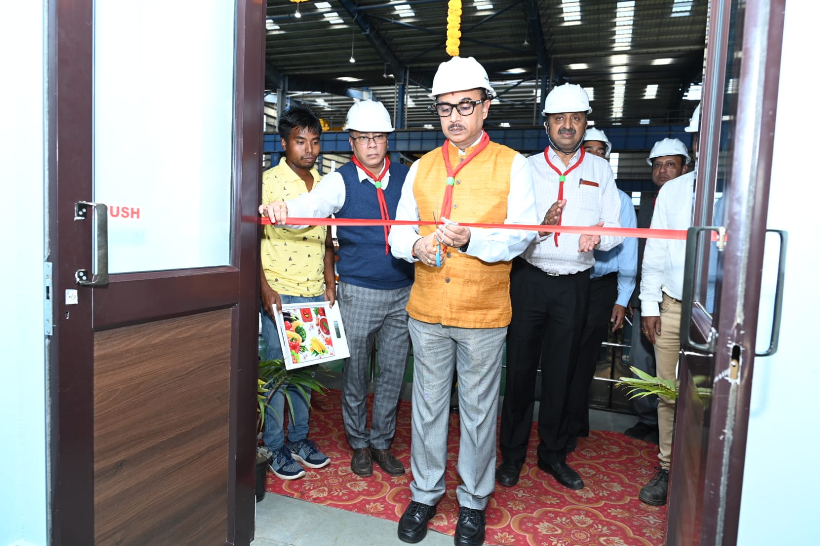 GMHK82○FAR EAST FURNITURE RAILWAY ダイニングテ GMHK82○FAR EAST FURNITURE RAILWAY ダイニングテーブル 作業台