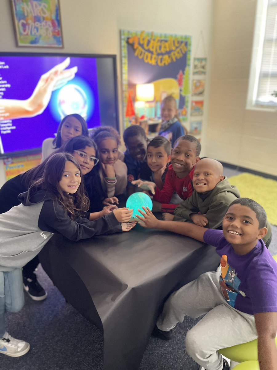 We got our supernatural abilities today just like Amari! #AmariandTheNightBrothers <a href="/webbcubs/">Webb Cubs</a> #webblc <a href="/bbalston/"></a>
