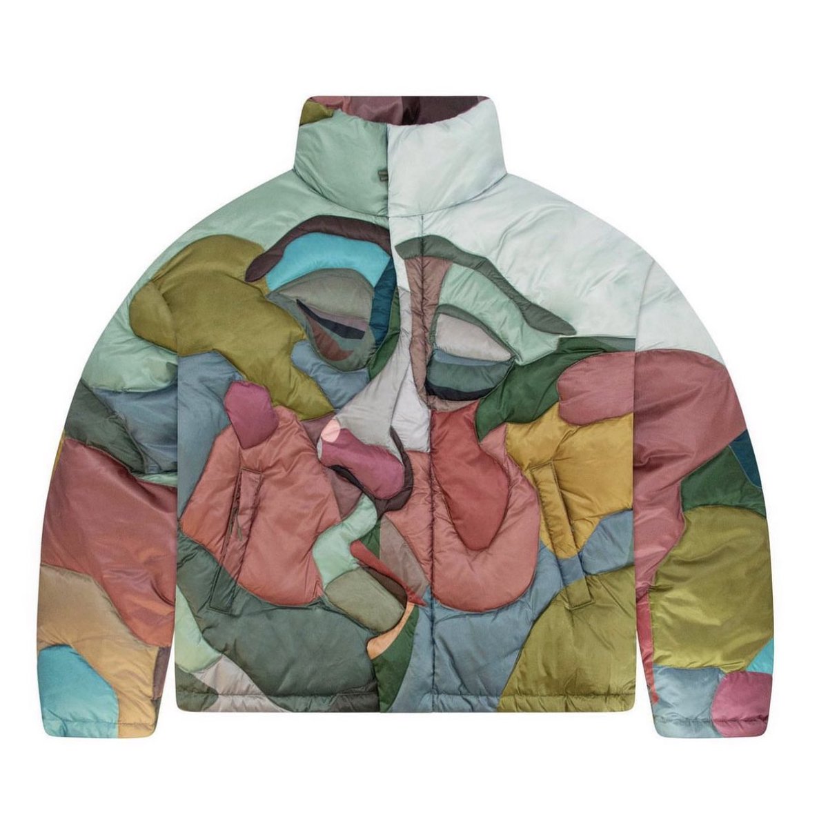 StreetFashion01's tweet image. The KidSuper “Kissing” Puffer Drops Tonight!🖤