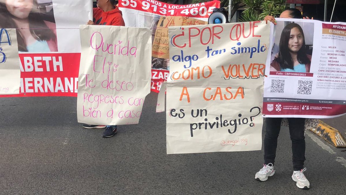 adnnoticiasmx's tweet photo. 🚨 Familiares de Elizabeth Jiménez Hernández se manifiestan en la Glorieta de Insurgentes para exigir mayor apoyo de las autoridades en su búsqueda

Se mantendrán bloqueando Av. Insurgentes en ambos sentidos por algunos minutos para luego dirigirse a la @FiscaliaCDMX https://t.co/I2HvGbRpI1