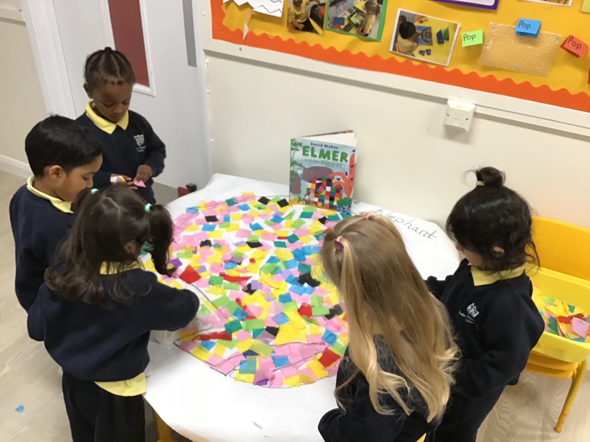 StainesPrepNurs's tweet photo. #StainesPrepSunflowers created a large collage of Elmer. We then discussed what makes a good friend, the children shared their thoughts. Anti Bullying Week @Stainesprep. #StainesPrepBeYourBest https://t.co/hODkIC6Xfg