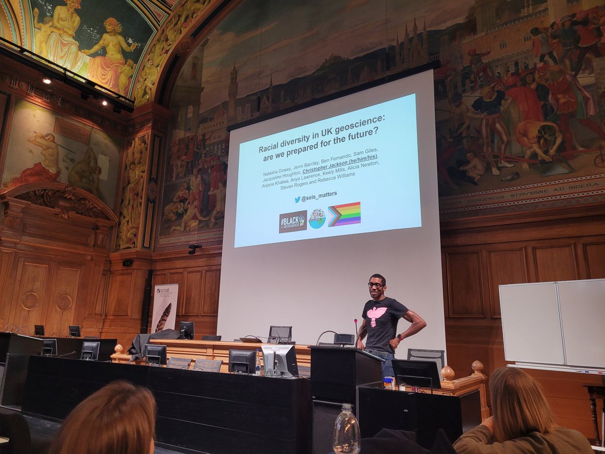 1️⃣ We started with a very inspiring talk by Prof. Christopher Jackson @seis_matters on #racialdiversity in geoscience. He shared with us his life experience and on how important is #diversity in geosciences for our society!
Thanks again to him for joining us at #SGMLausanne2022🤗