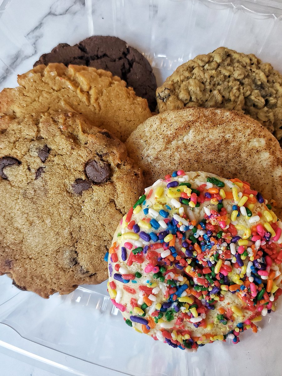 CaptainCookieNC's tweet photo. The wait is over! Our doors at #NYCTimesSquare are officially open 🤩 https://t.co/ggGmh84xfG