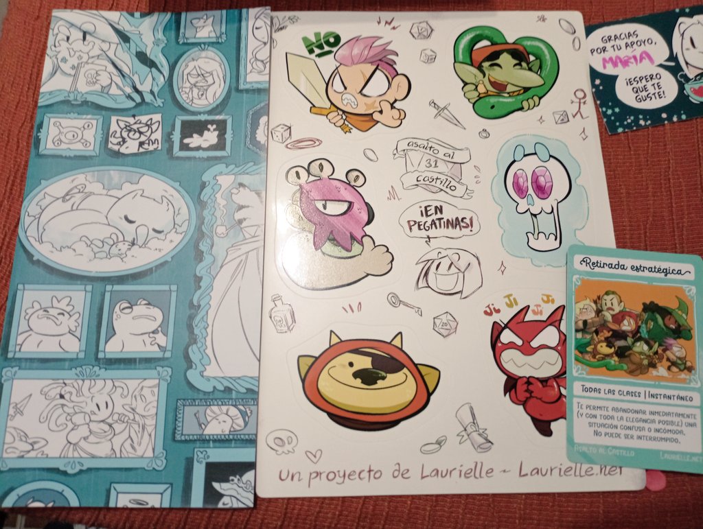LectoraDispersa's tweet photo. Han llegado las cositas del crowdfunding de @lauriellemaven! Es todo precioso 😍
Que ganas de leer el cómic y de hacer el puzzle.
Duda: si tengo miopía, el premio del minijuego será miopía²?🤣
Pd: intenté abrirlo con cuidado para que no me atacara el confeti. No lo conseguí 🤣🤣 https://t.co/dhCUlDDJUW