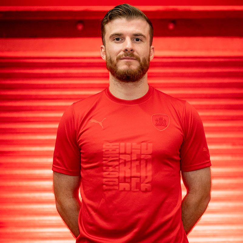 BarnsleyFC's tweet photo. 🔴 We are #TogetherRed.
👇 Find out how to get your limited-edition kit.