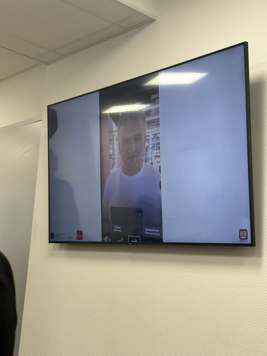 👉🏻 Et on termine la journée au <a href="/MBADMB/">mbadmb</a> sur un crash test beauté de notre responsable pédagogique qui nous démontre à quel point l’expérience client est importante et à quel point le client est de plus en plus exigeant ✨ 

#MBADMB #EFAP #ExperienceClient