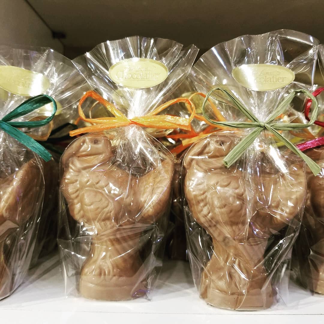 Keep it easy this #Thanksgiving. Stop by and pick up one of our No Cook Turkeys!

#huntington #huntingtonvillage #longisland #chocolateturkeys