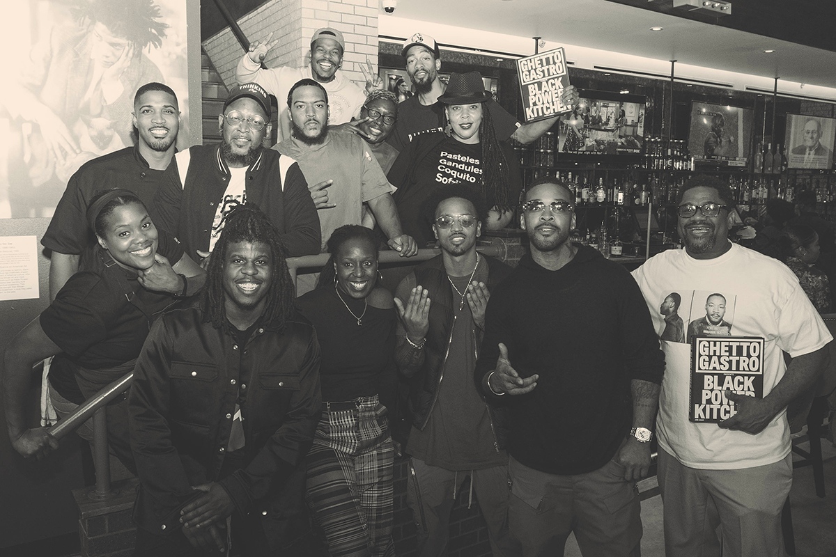 camhouston's tweet photo. ๐ธ #FBF | @GhettoGastroโs book signing and panel discussion at @kulture_houston ๐๐ HUGE thanks to all of our partners including Black Chef Table, @kindred_stories, Joseph Boudreaux, DJ Womon, and everyone who came out!
#BlackPowerKitchen https://t.co/oLMaAn1Ao5