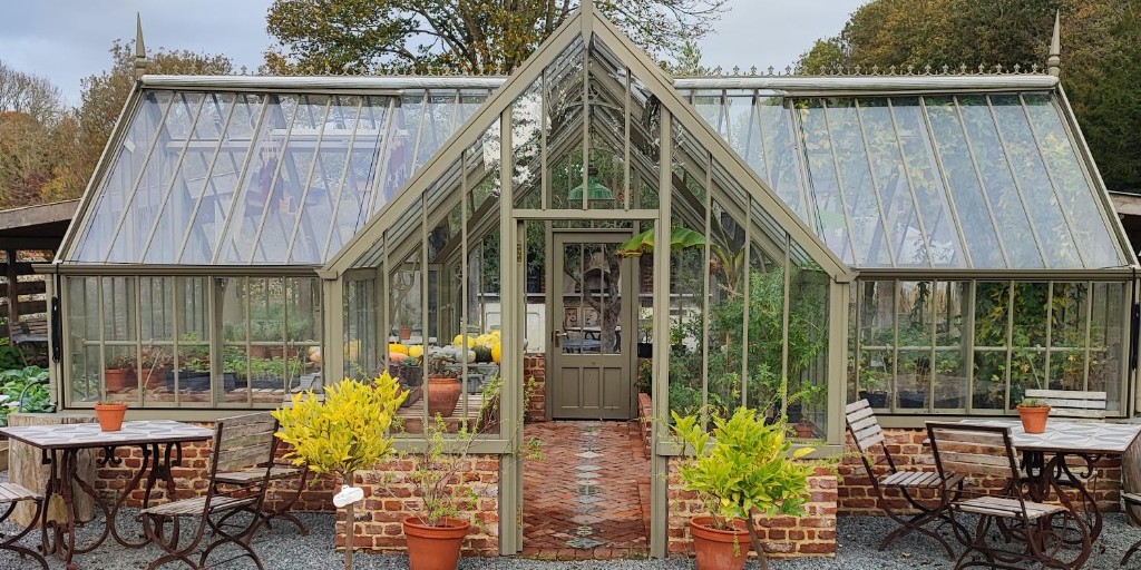 As we ease into the colder months, our <a href="/Alitex/">Alitex</a> greenhouses are more important than ever for our zero-mile ingredients!🌱

The experts at Alitex have shared their top tips for growing in the greenhouse this season. Find out more here: ow.ly/KHQT50LI1RV