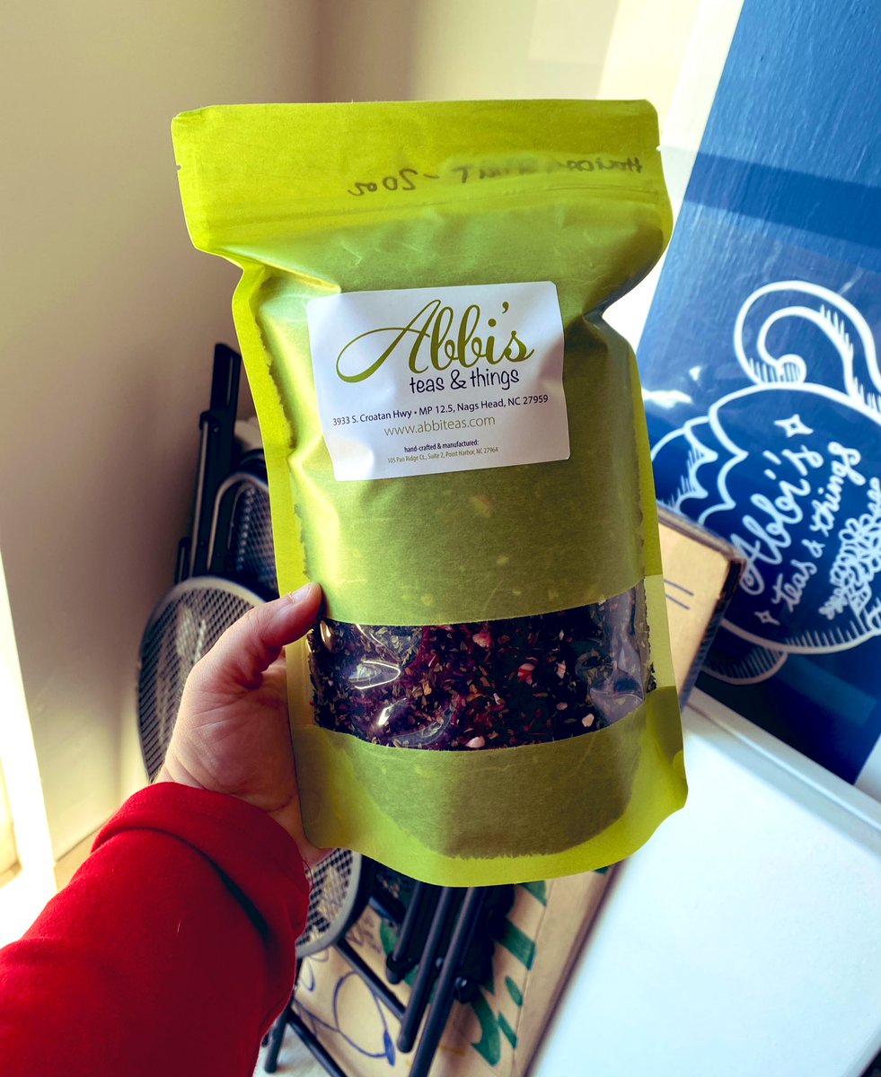 teasandthings's tweet photo. When I tell you people love my Holiday Spirit Blend, I’m not lying. They buy it by the pounds. ✨ https://t.co/4h96eeKLds