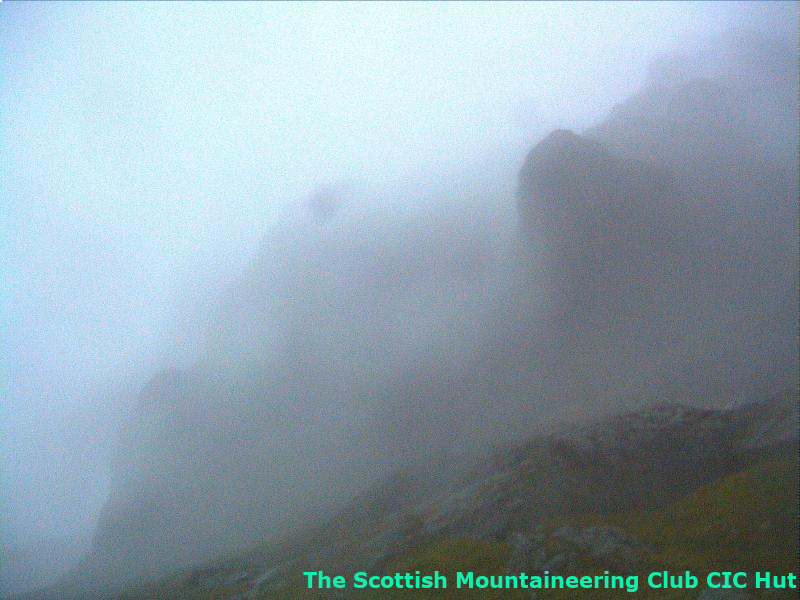 cicwebcam's tweet photo. #cichut #northface #bennevis #mountaineering Current weather. 3.22C, humidity 97.8%, recent gust 4mph, direction N https://t.co/cIfri2TPJH
