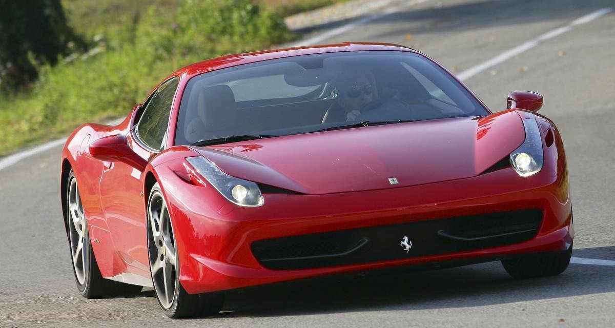 TaylorT_TCB's tweet photo. #farrarifriday
#supercars 
#RED
#farrari https://t.co/2VwngNk7gO