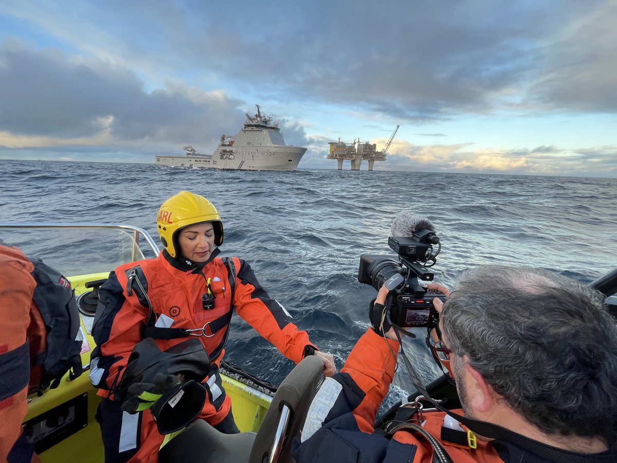 Katya Adler tweet media