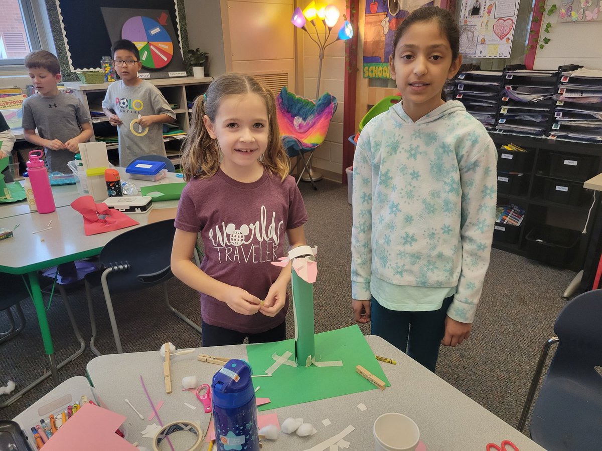 The kids had fun with their 4th Grade learning buddies from Mrs. Patterson's class.  They helped bees by creating a pollinator machine.  So creative!!