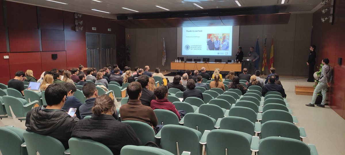 Well done everyone 👍 final group presentations of the lab attendees <a href="/BILTAcademy/">BILTAcademy</a> #bilteur @Enscape3d <a href="/AutodeskAEC/">Autodesk AEC</a> <a href="/jul_kaltenegger/">JulKaltenegger</a> Daniel Plazza, Silvia Taurer @livingroomscr , <a href="/wesleybenn/">Wesley Benn</a> <a href="/Gkellycone/">Kelly Cone</a>