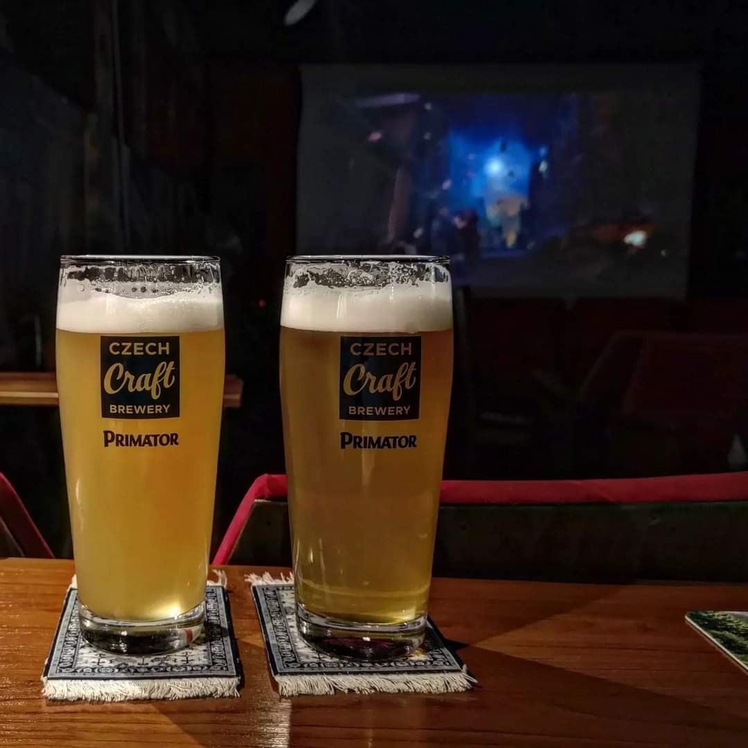 brunnenbraeu's tweet photo. Monsters - ... and out come the Monster - Oat IPA (***) 7,0%
Pinta - Old Friend Simcoe - West Coast DIPA (****) 8,0%
#beeronthecarpet #andoutcomesthemonster #oatipa
#oatindiapaleale
#ipa #pinta #browarmonsters #browarpinta #oldfriendsimcoe #westcoastdipa #dipa #doubleipa https://t.co/OSN9HIgBmY