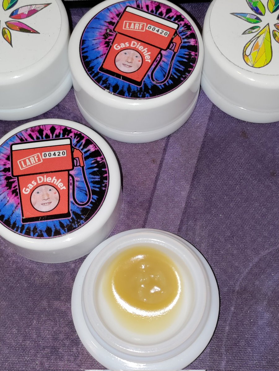 TriixxR4KiiDz's tweet photo. GM Cannafam?
What are we starting the lovely day off with? I'm bout to take a nice little booger of this Biscotti Larf Rosin from @GasDiehler
π₯π₯π₯
#wakenbake #goodvibes #710 #420 #rosin #Oklahoma #oklahomacannabis #treesok #treescannabisco #biscotti #terpslurper #420daily https://t.co/3mLeZr68bx